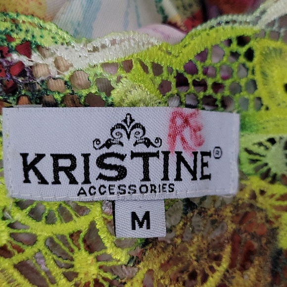 Beautiful design top #102 - Picture 14 of 14